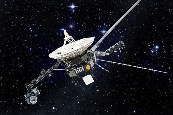 Легендарному зонду Voyager 2 исполнилось 45 лет он продолжает работу за пределами солнечной системы